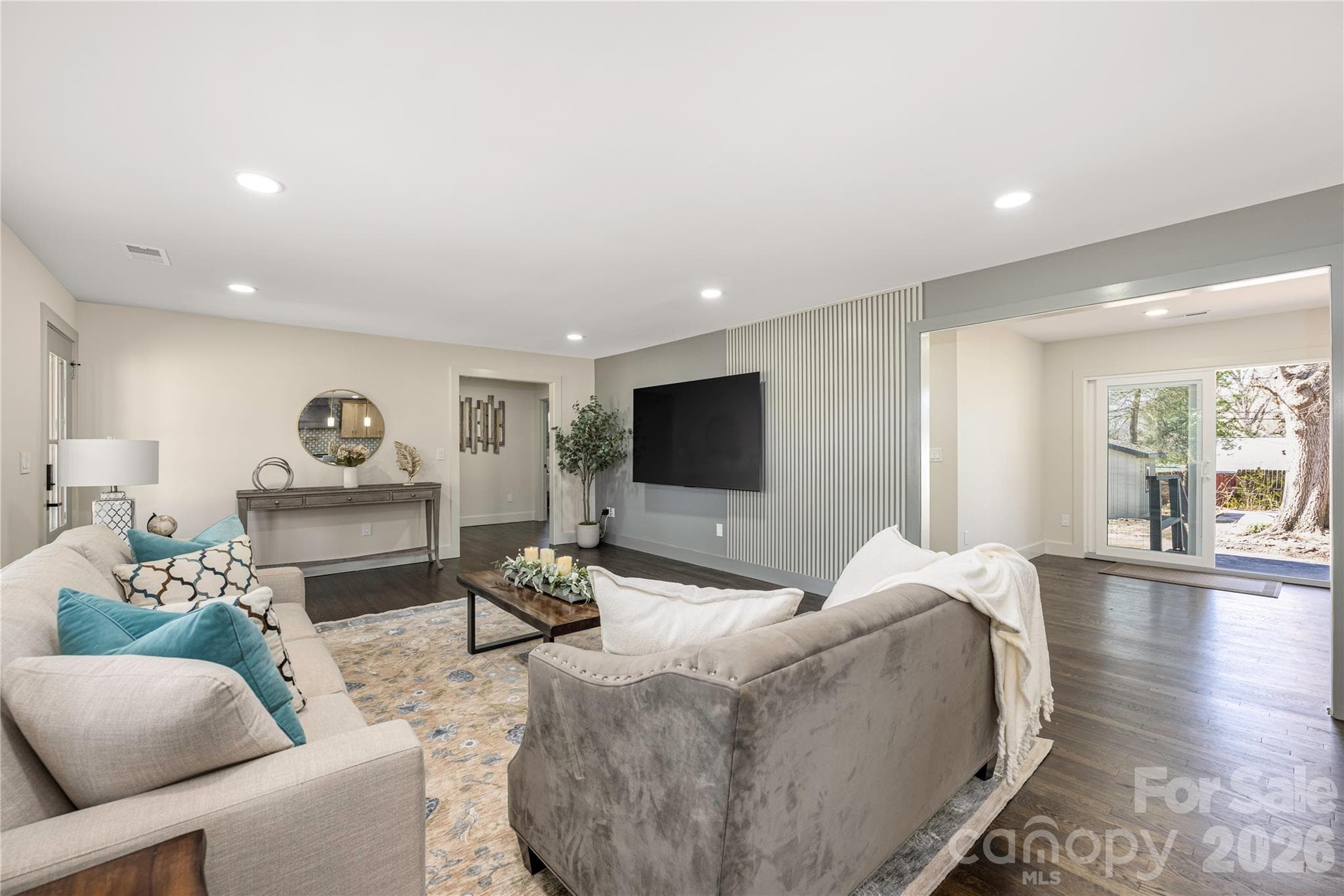 Single Family Residence at 1713 Davis Park Road, Gastonia, photo 10 of 48