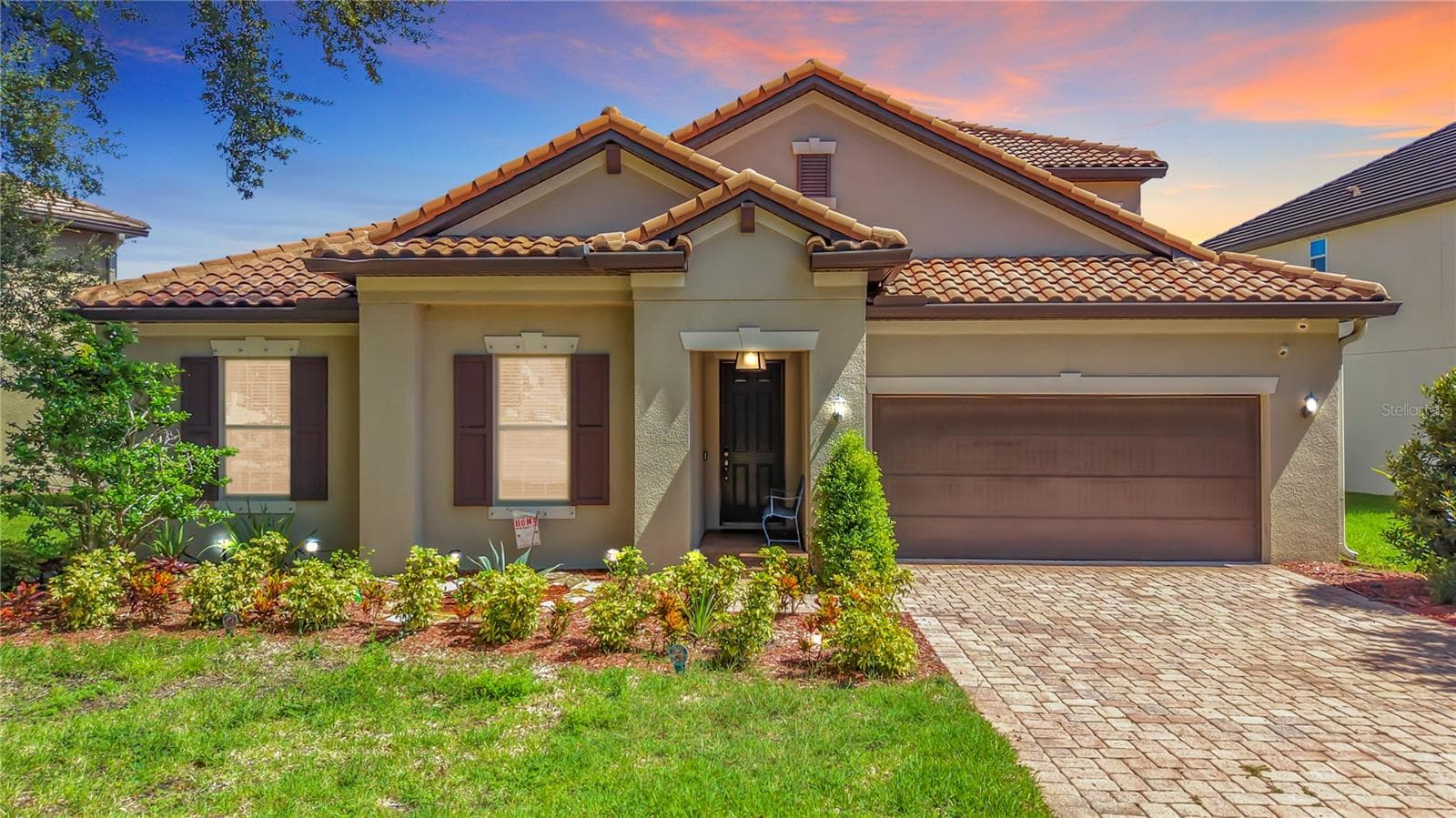 Single Family Residence at 1107 ISOBEL RESERVE LN, TAMPA, photo 2 of 86