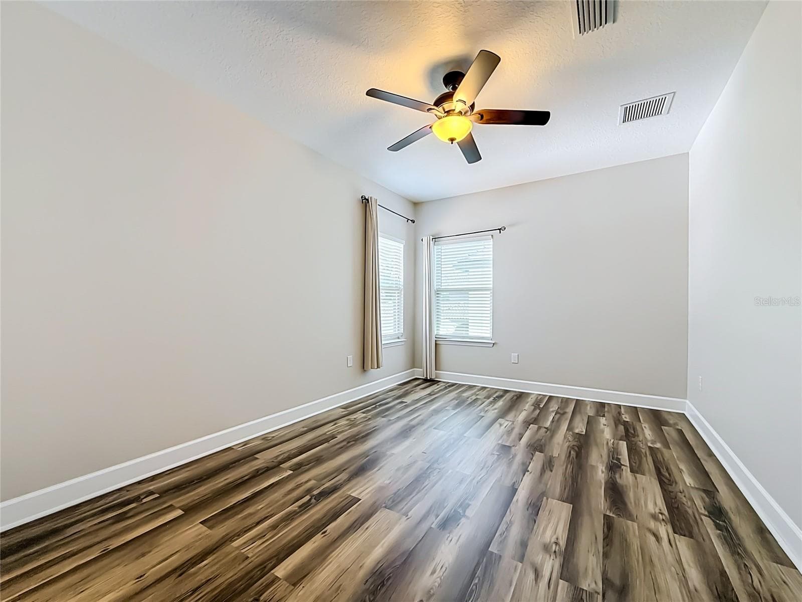 Single Family Residence at 1107 ISOBEL RESERVE LN, TAMPA, photo 58 of 86