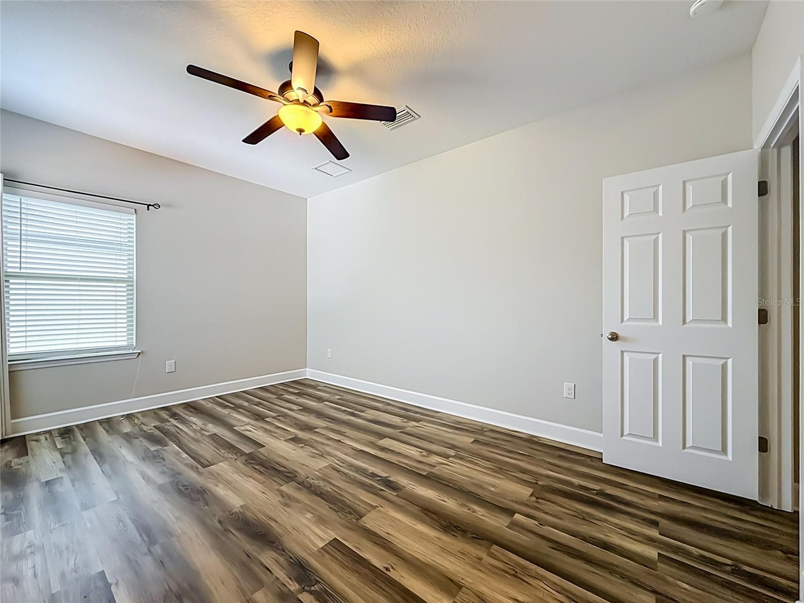 Single Family Residence at 1107 ISOBEL RESERVE LN, TAMPA, photo 59 of 86