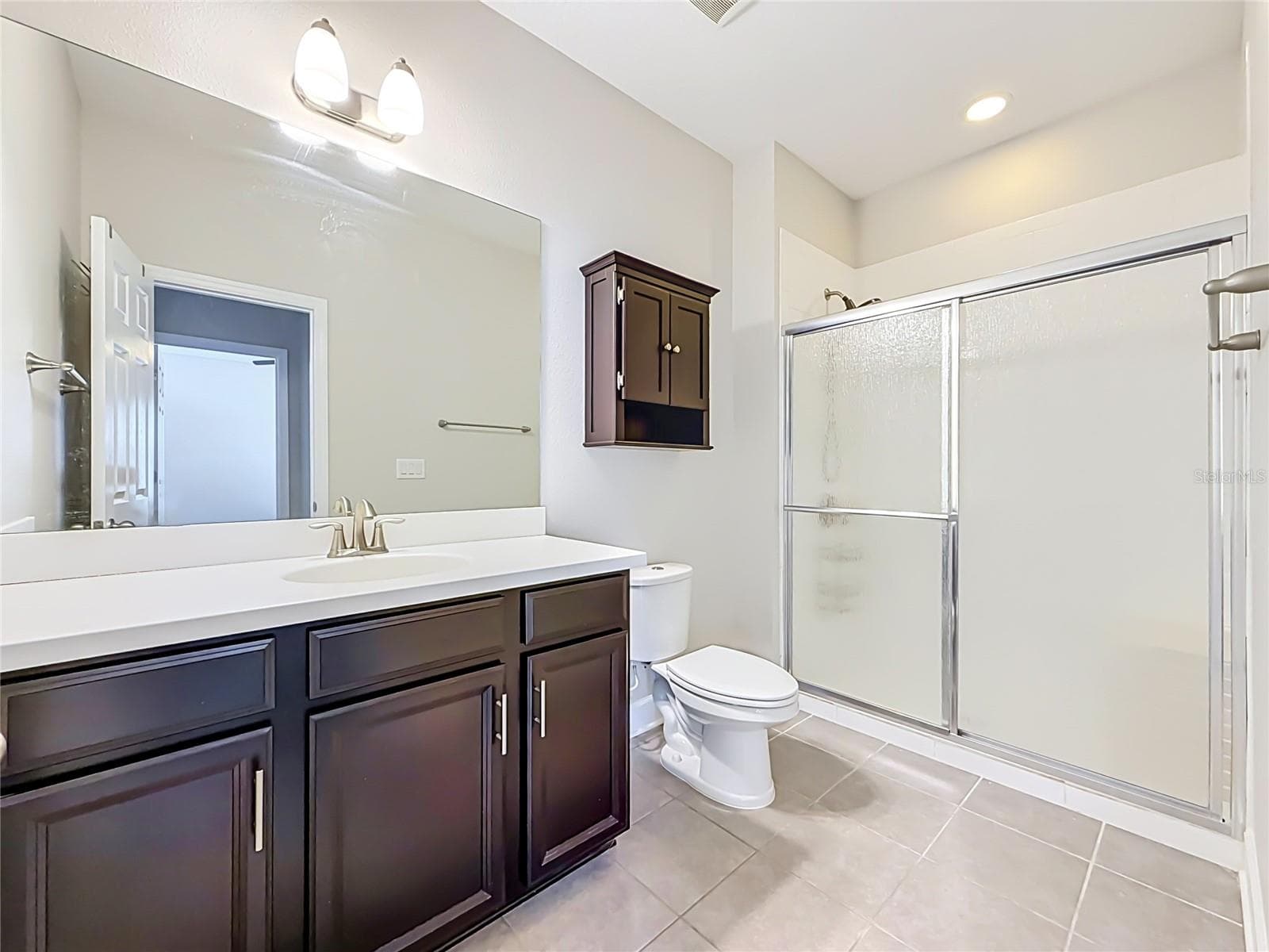 Single Family Residence at 1107 ISOBEL RESERVE LN, TAMPA, photo 60 of 86