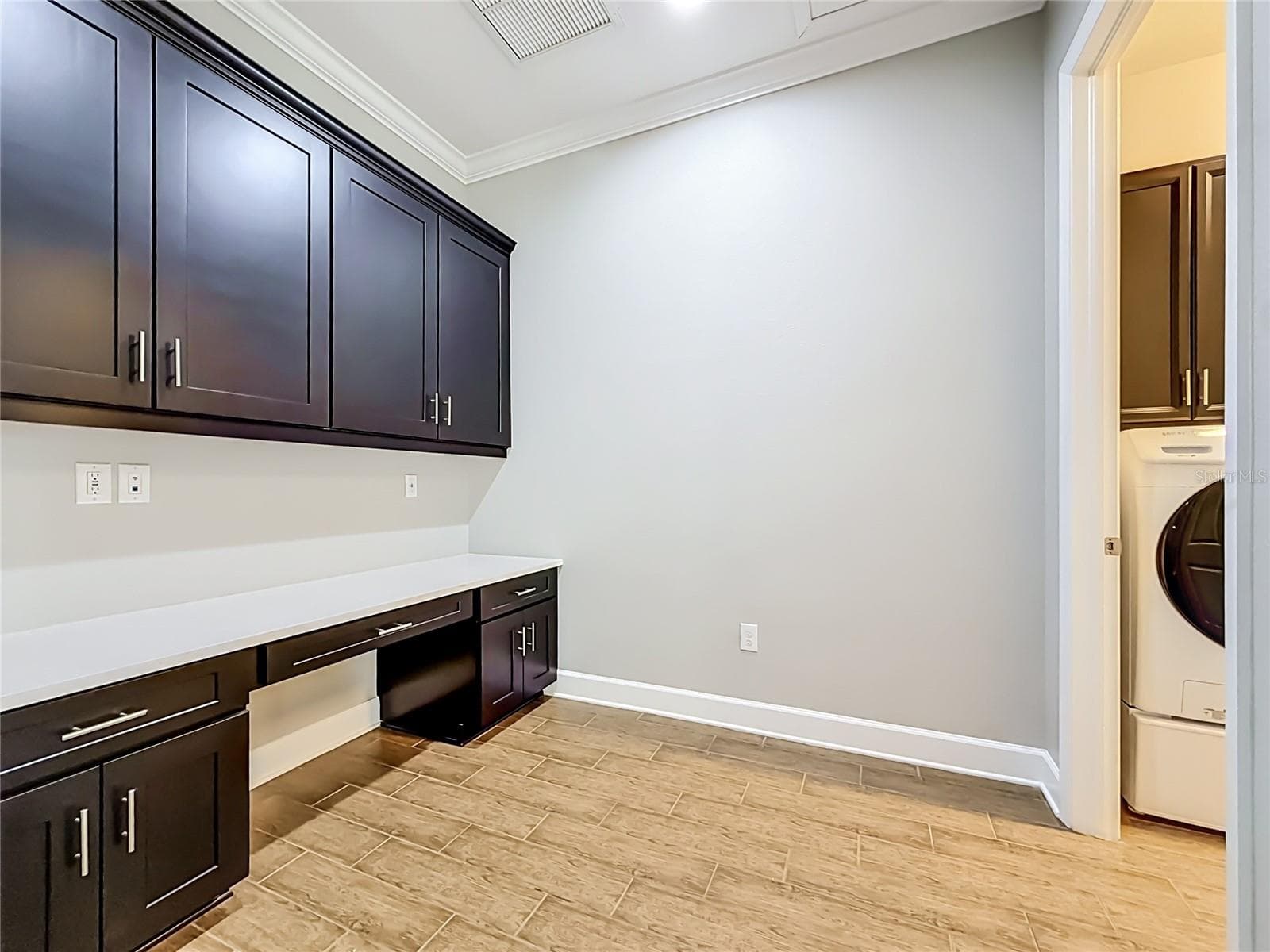 Single Family Residence at 1107 ISOBEL RESERVE LN, TAMPA, photo 63 of 86