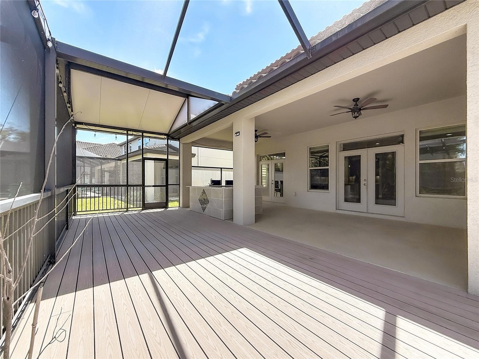 Single Family Residence at 1107 ISOBEL RESERVE LN, TAMPA, photo 73 of 86