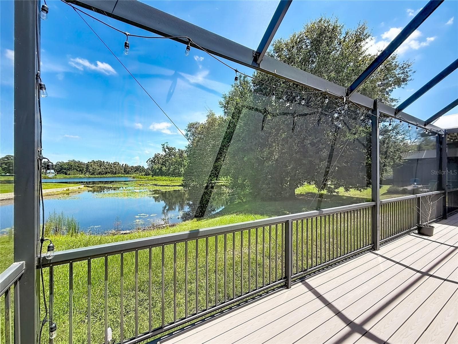 Single Family Residence at 1107 ISOBEL RESERVE LN, TAMPA, photo 75 of 86
