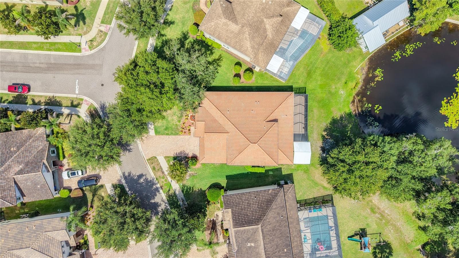 Single Family Residence at 1107 ISOBEL RESERVE LN, TAMPA, photo 83 of 86