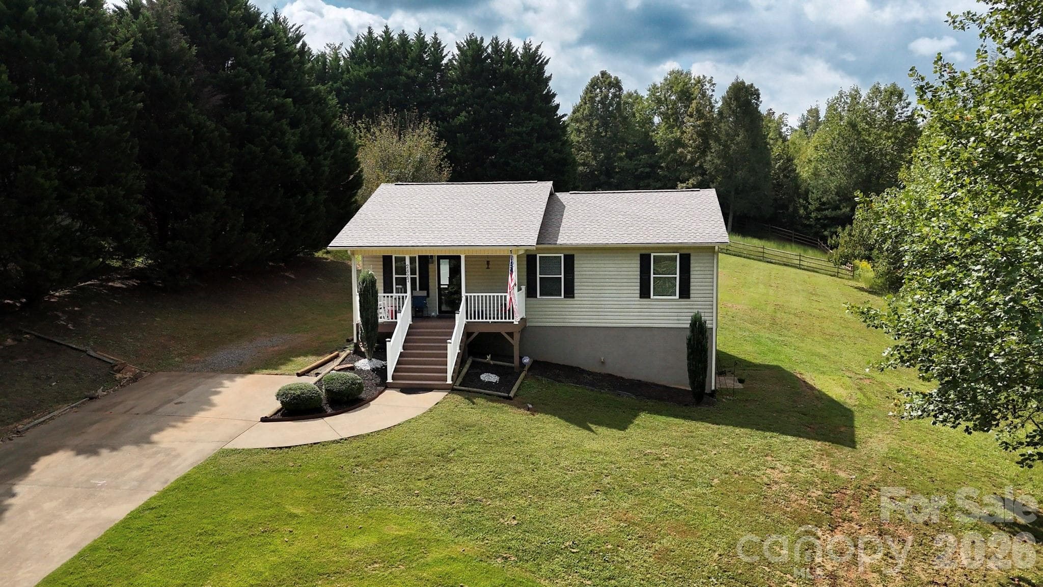 Single Family Residence at 2827 Hollybrook Lane, Morganton, photo 2 of 26