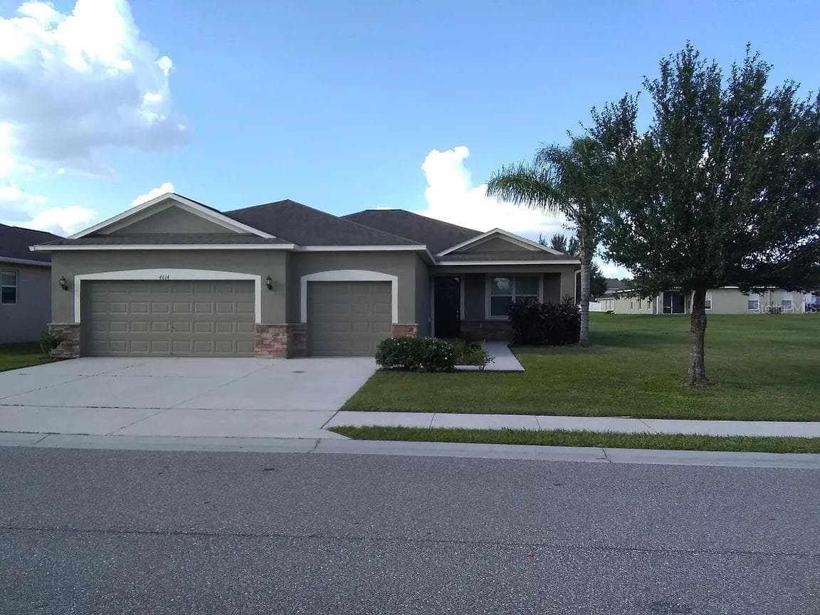 4814 HICKORY STREAM LN