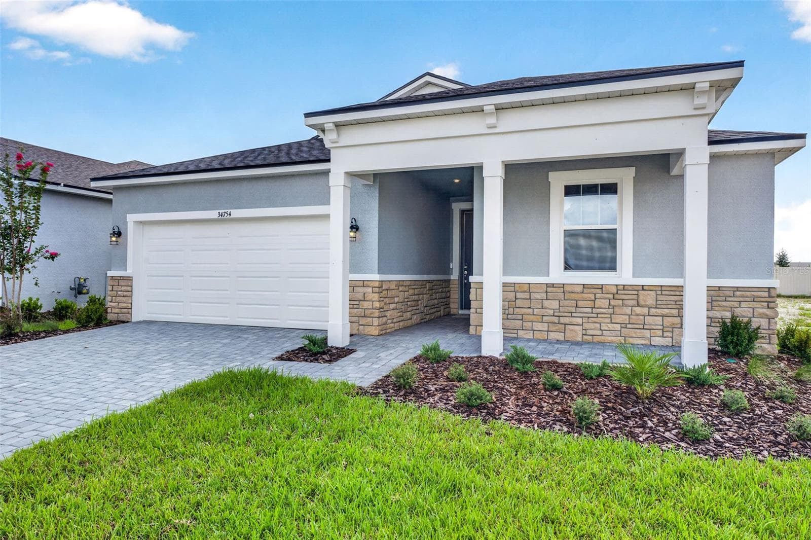 Single Family Residence at 34754 FLOWER PATCH DR, DADE CITY, photo 2 of 39