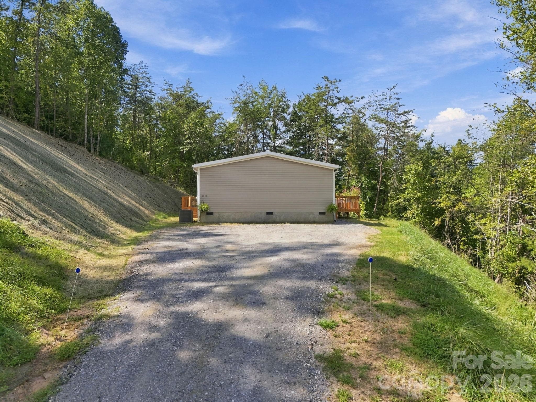 Single Family Residence at 1001 Fisher Lane, Marshall, photo 30 of 45