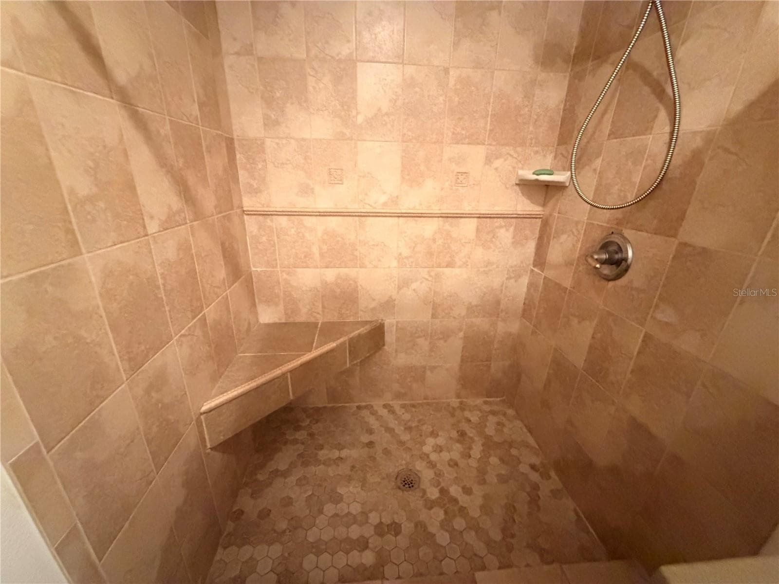 Tile Shower - 161 PONDEROSA PINES DR, PORT ST JOE