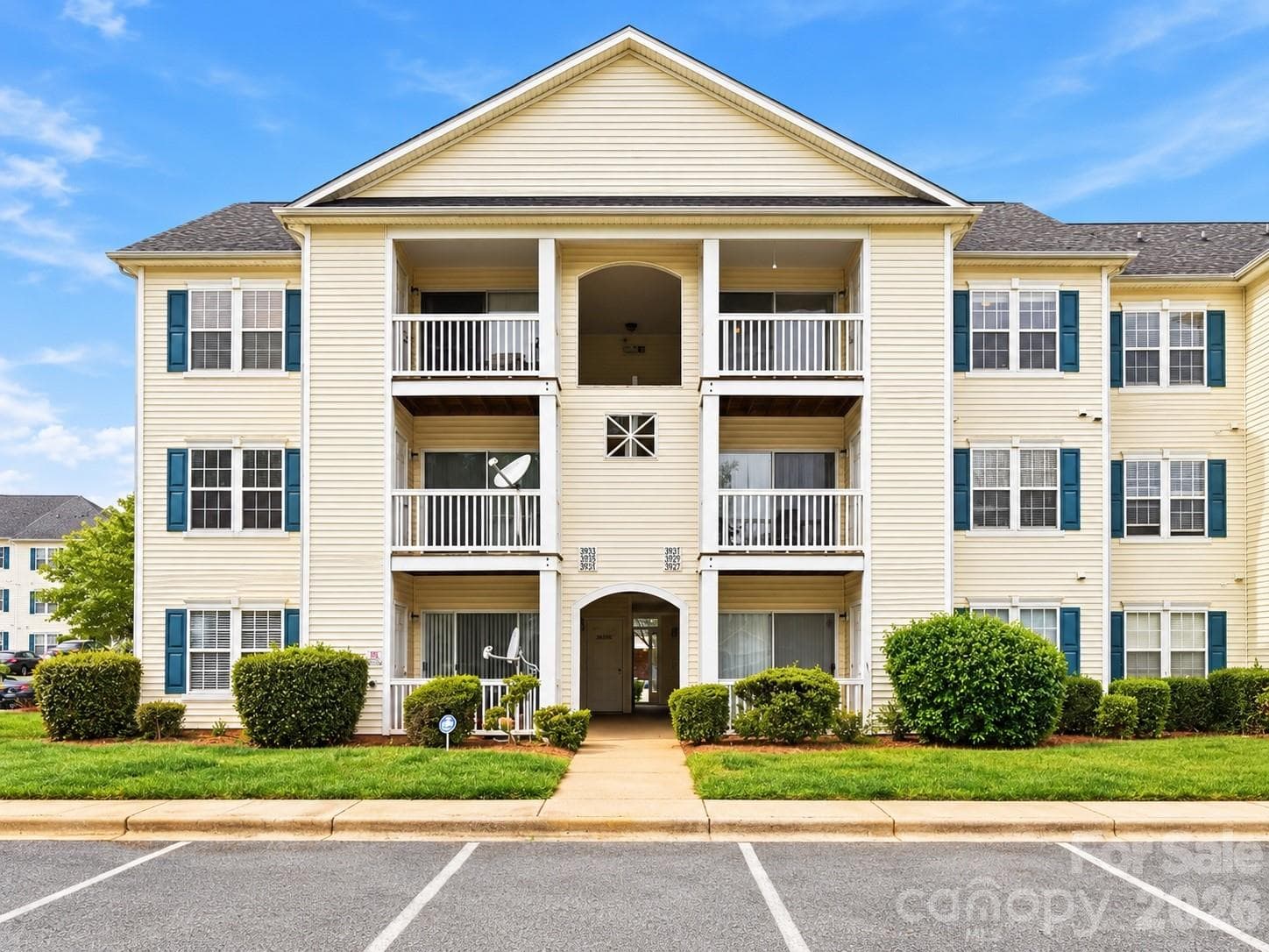 3937 Mohawk Court