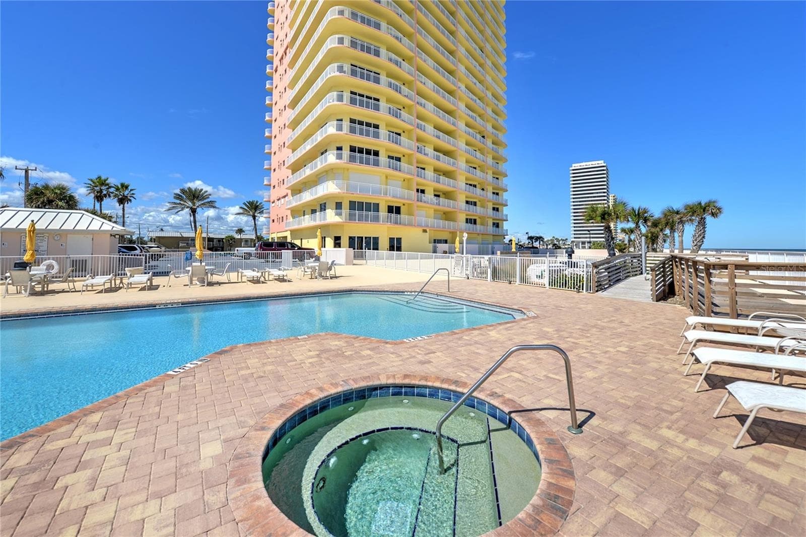 Outside Jacuzzi - 1900 N ATLANTIC AVE #1603, DAYTONA BEACH
