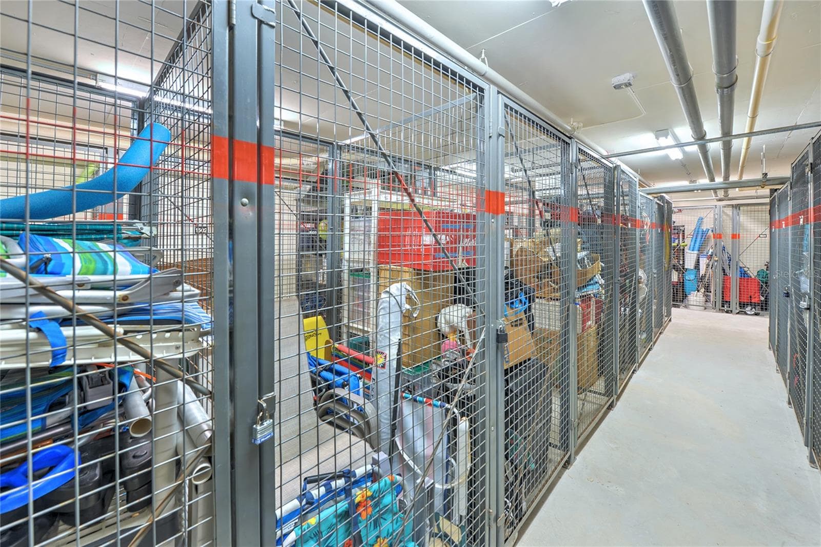 Storage units - 1900 N ATLANTIC AVE #1603, DAYTONA BEACH