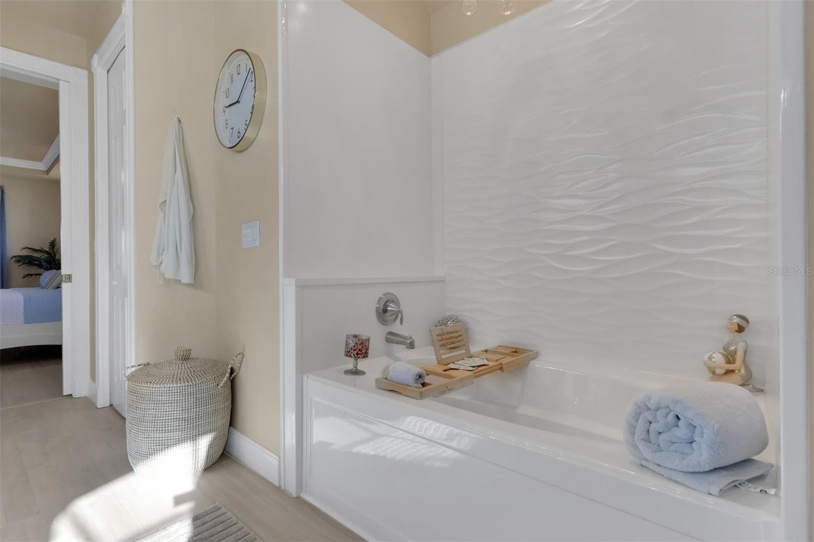 Primary Bathroom - 8451 SOUTHWIND BAY CIR, FORT MYERS