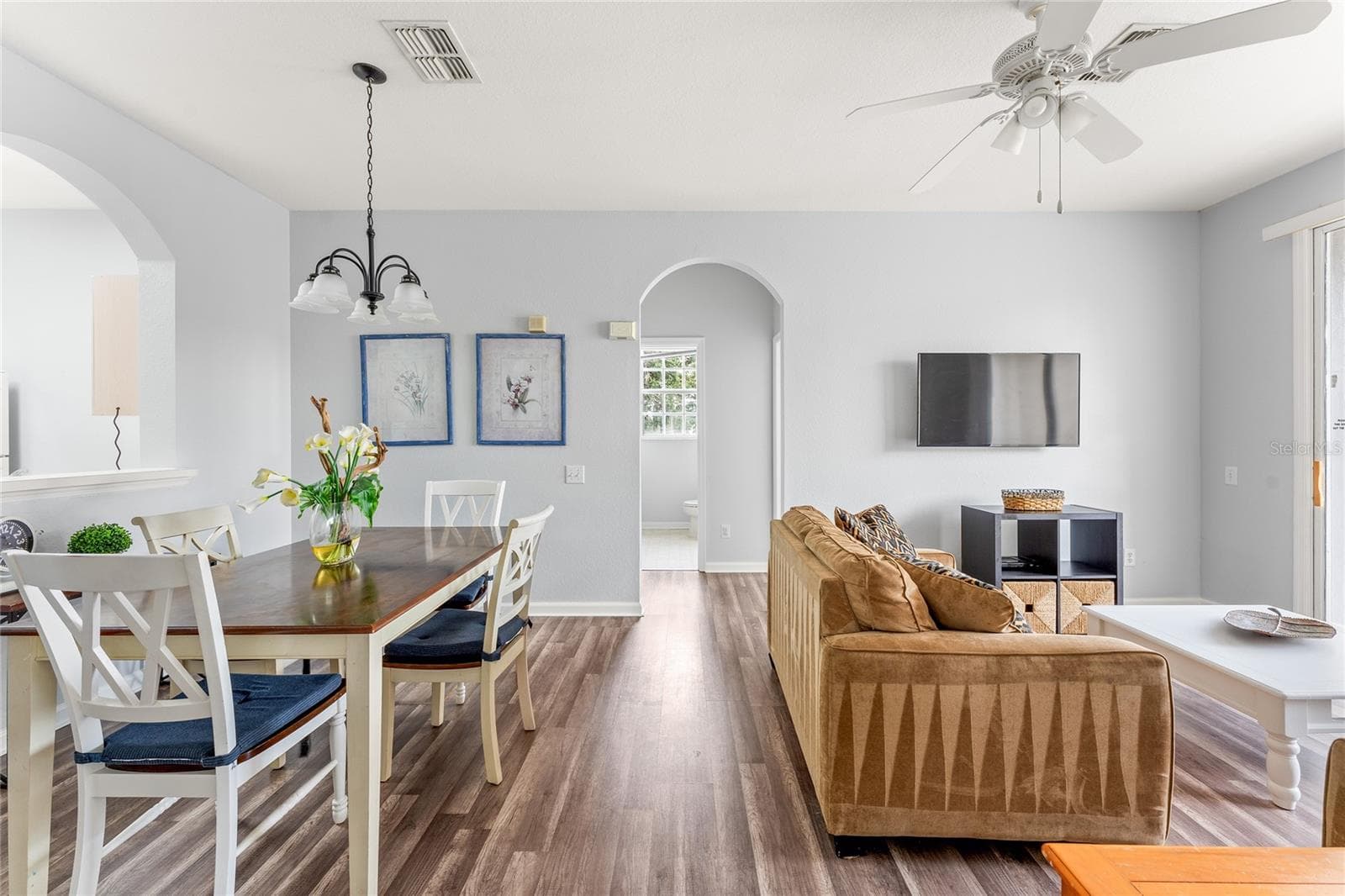 Great room - 2301 BUTTERFLY PALM WAY #203, KISSIMMEE