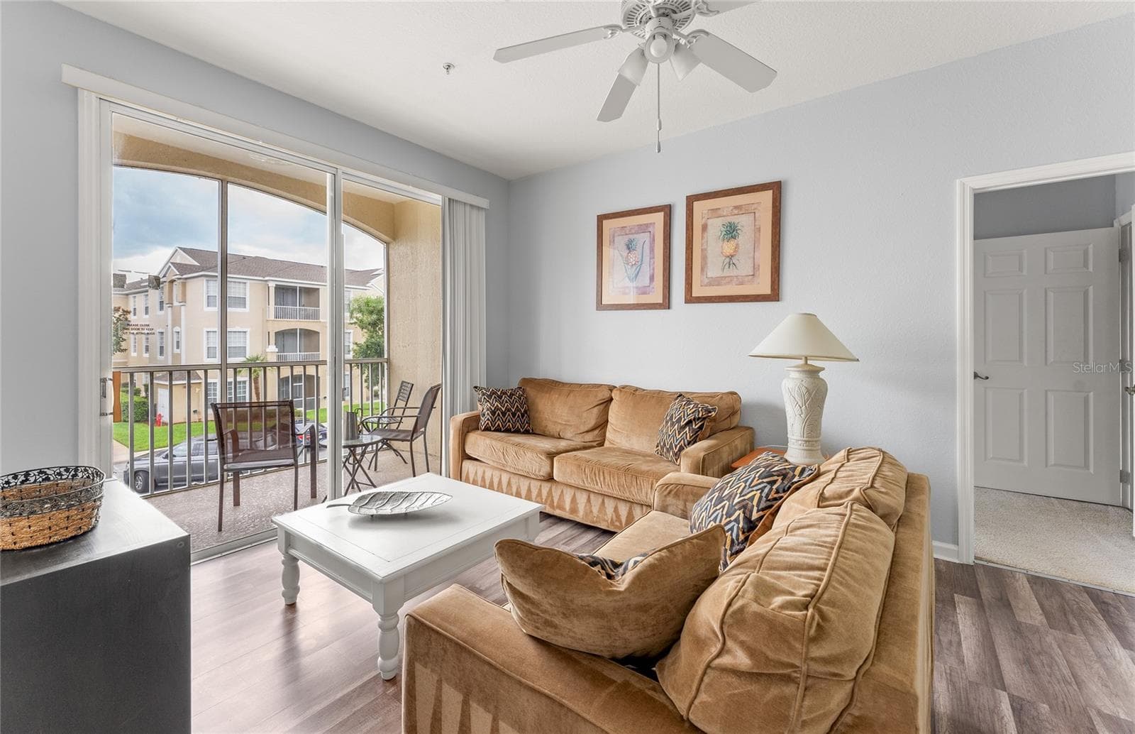 Living Room - 2301 BUTTERFLY PALM WAY #203, KISSIMMEE