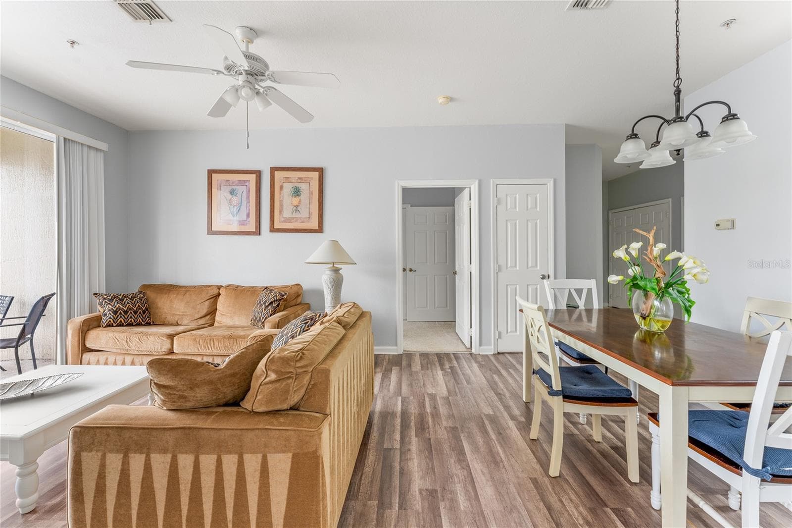 Living Room - 2301 BUTTERFLY PALM WAY #203, KISSIMMEE