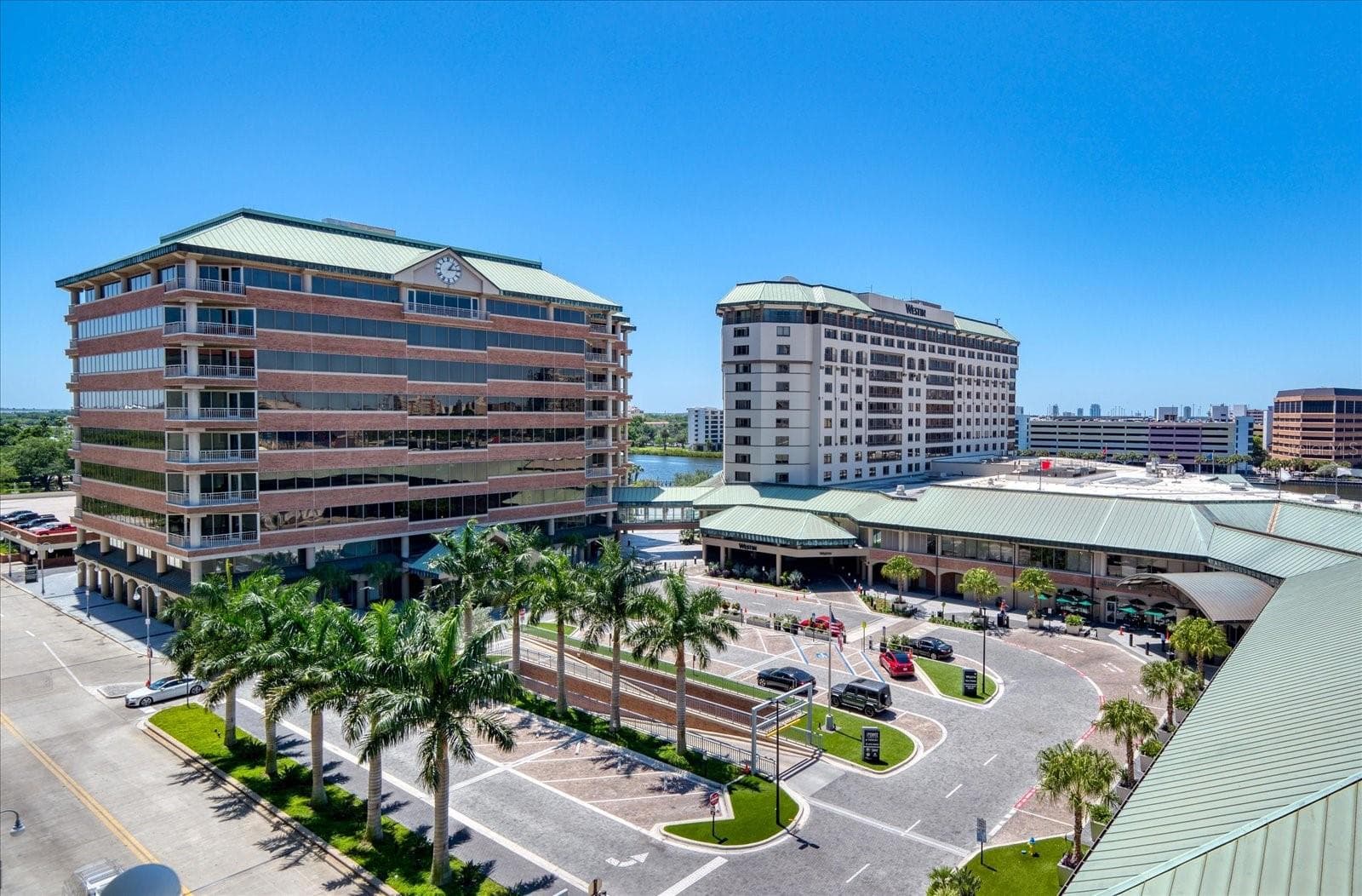 Entry to Jackson's, American Social, Lower Deck, and Westin Downtown Tampa Waterside - 947 SEDDON COVE WAY #947, TAMPA