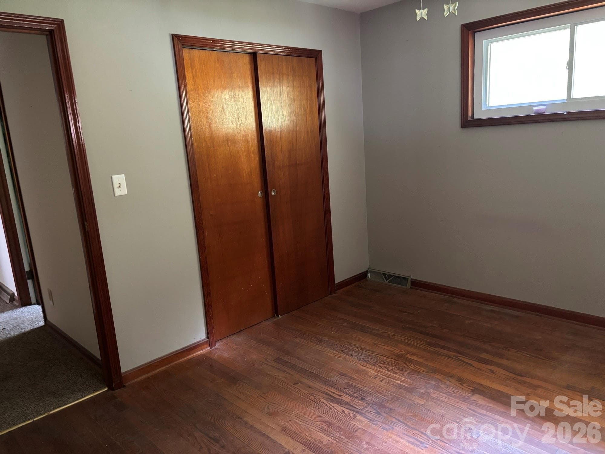 primary bedroom - 637 Toe Cane Road, Bakersville