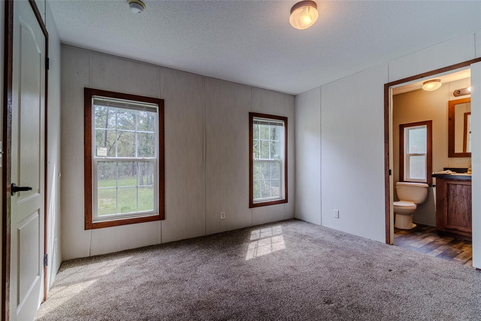 Manufactured Home at 23778 NE 113TH AVE, FORT MC COY, photo 13 of 22