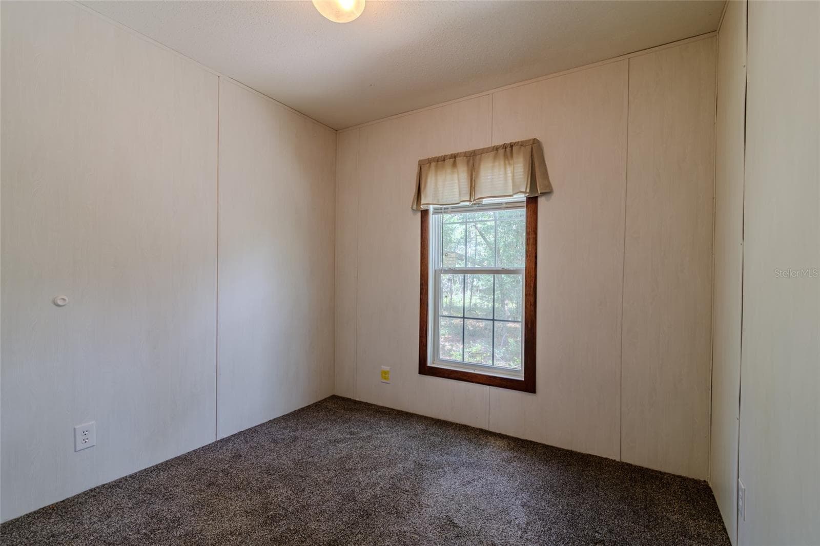 Manufactured Home at 23778 NE 113TH AVE, FORT MC COY, photo 17 of 22
