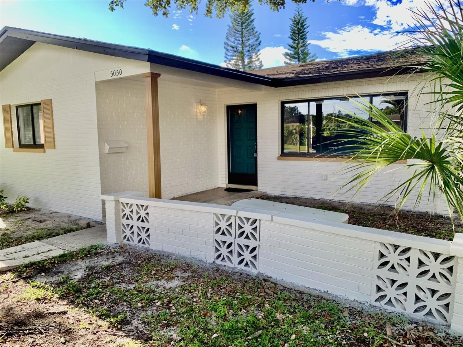 Front porch area ready for your imagination - 5050 29TH AVE N, ST PETERSBURG