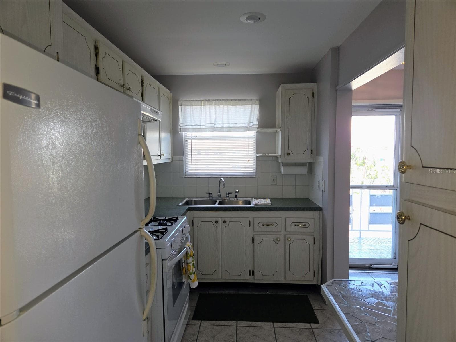 Condominium at 3018 59TH ST S #303, GULFPORT, photo 7 of 33