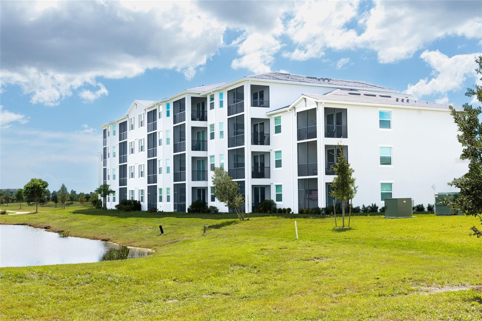 Exterior View - 17600 OPAL SAND DR #402, VENICE