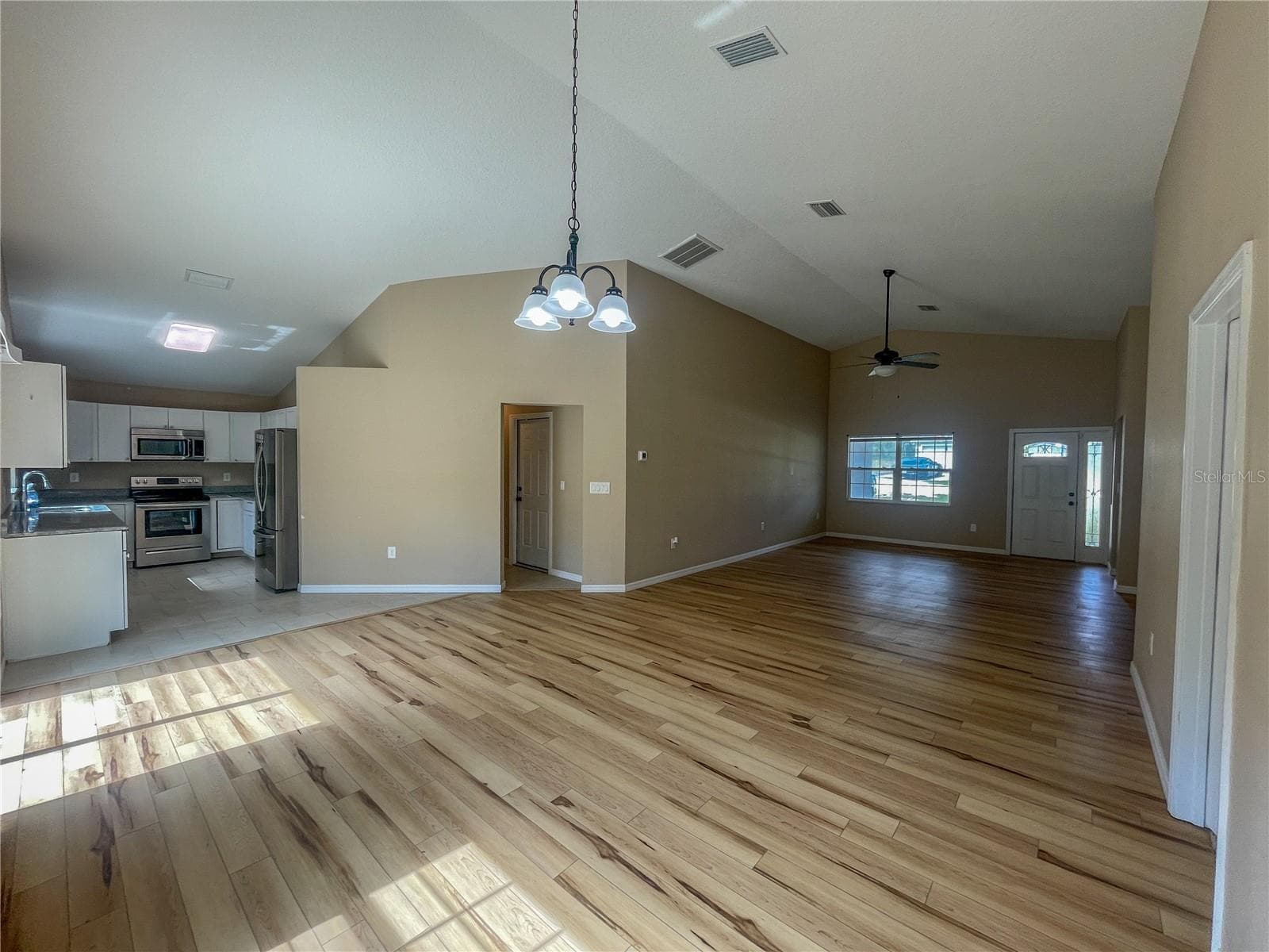 Single Family Residence at 15316 SCAUP DUCK AVE, WEEKI WACHEE, photo 2 of 25