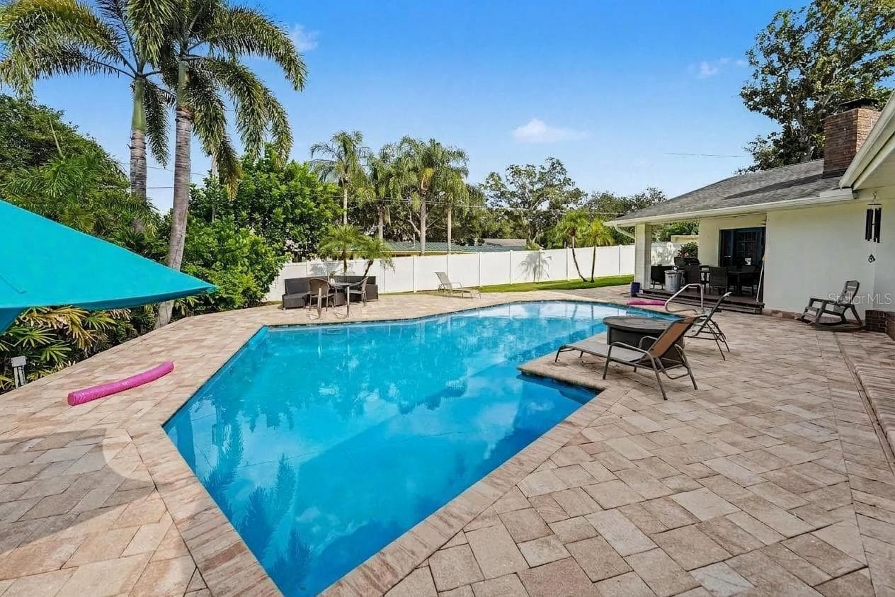 Virtually Enhanced - 921 COLLEGE HILL DR, CLEARWATER