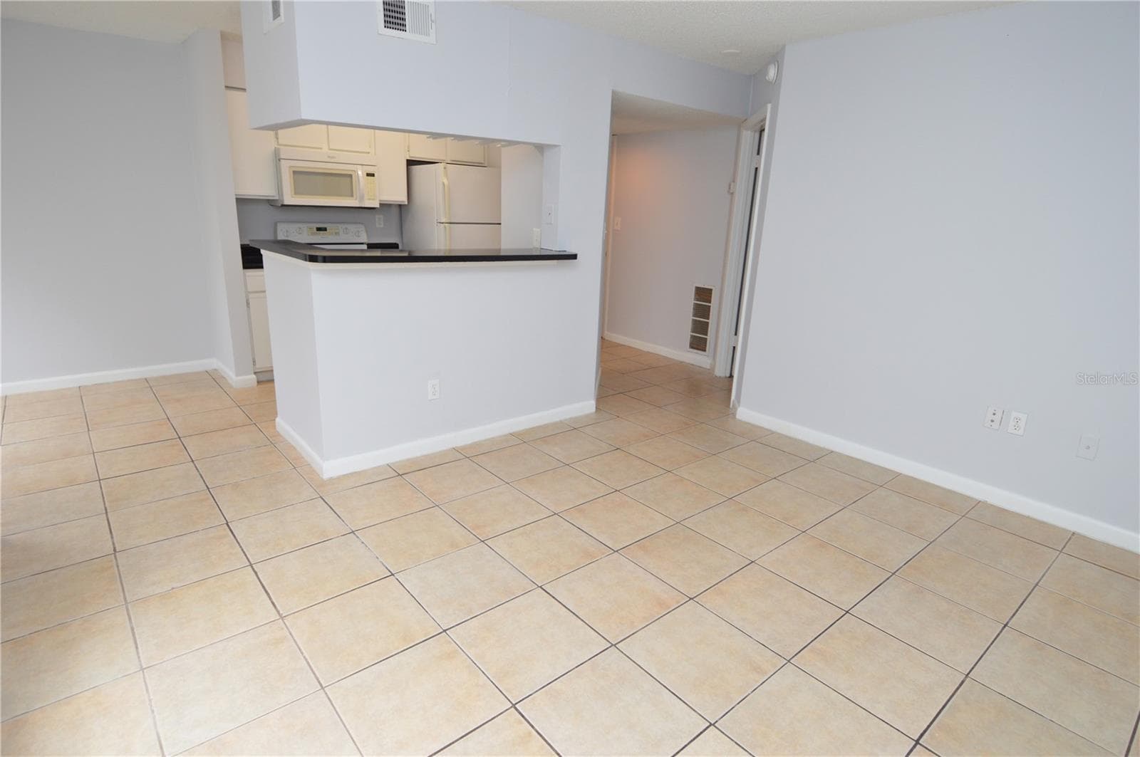 Condominium at 8638 FANCY FINCH DR #101, TAMPA, photo 3 of 85