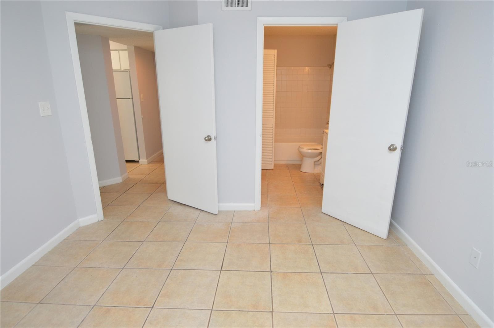Condominium at 8638 FANCY FINCH DR #101, TAMPA, photo 26 of 85