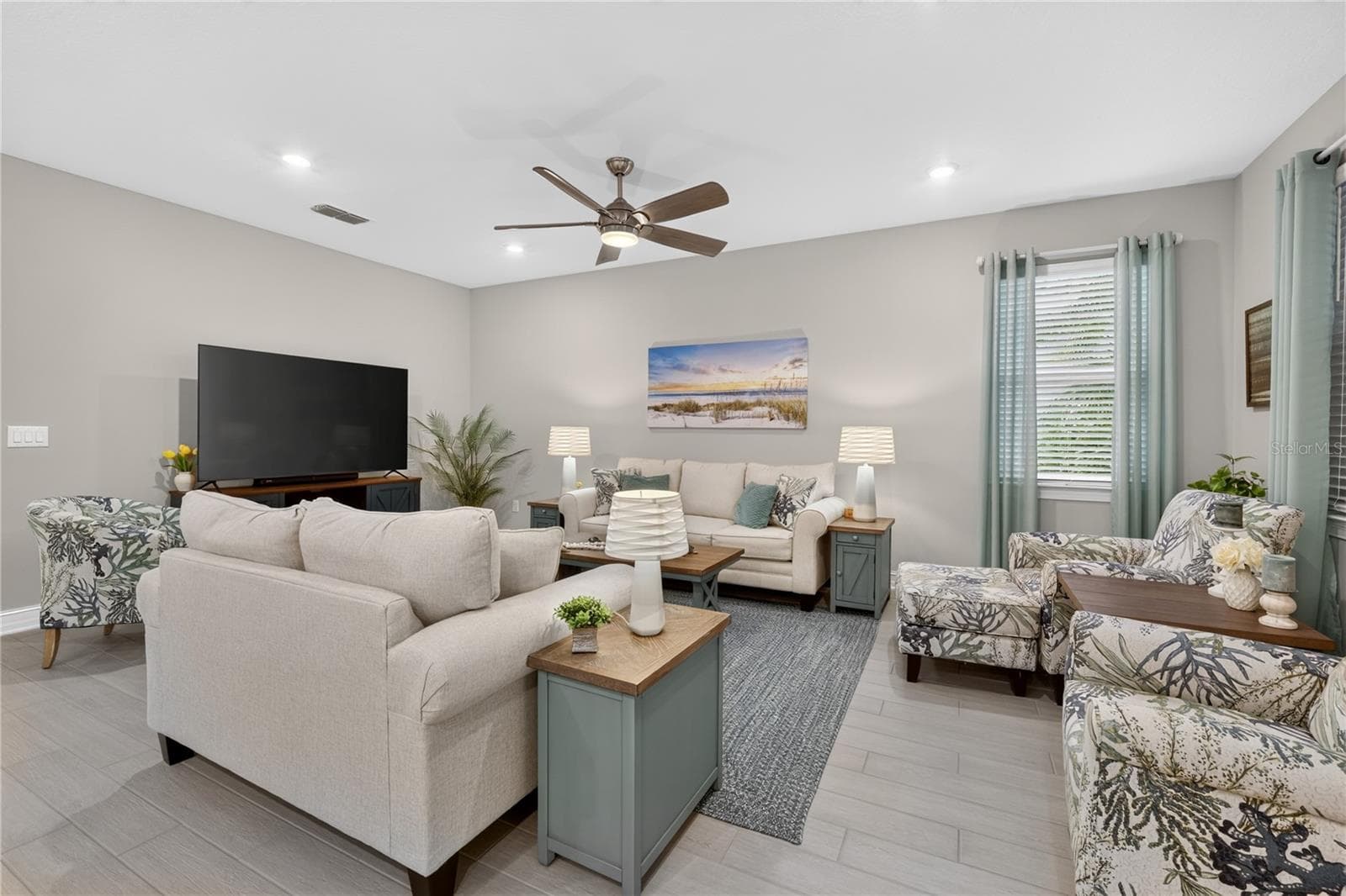Single Family Residence at 257 DAYLILY BLVD, NOKOMIS, photo 16 of 92