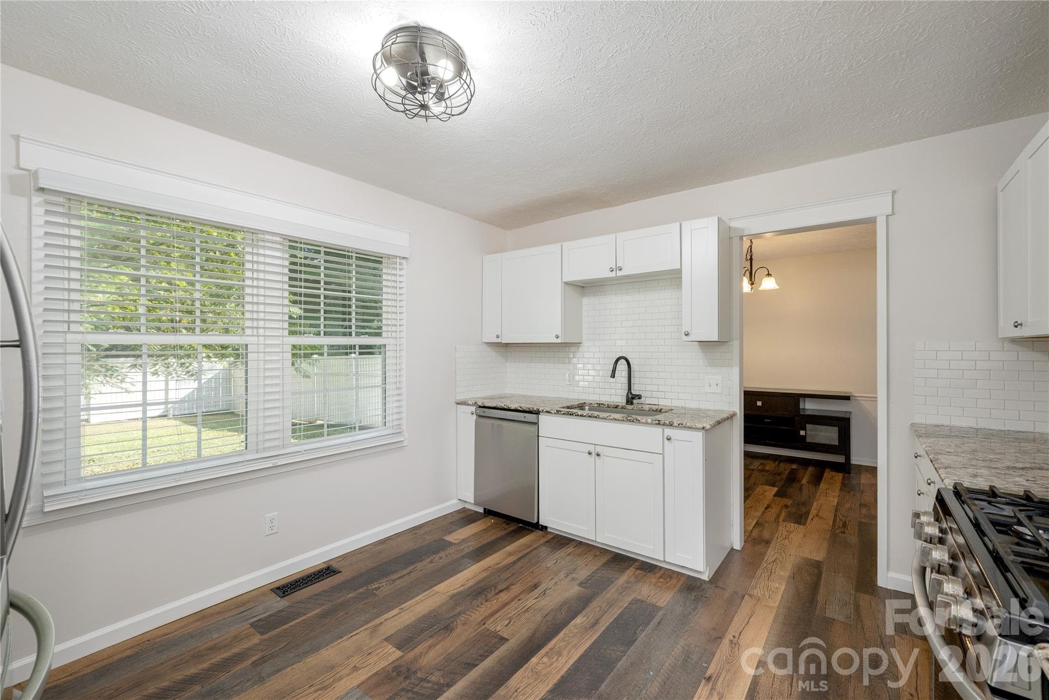 Single Family Residence at 1376 Glenheath Drive, Hendersonville, photo 18 of 30