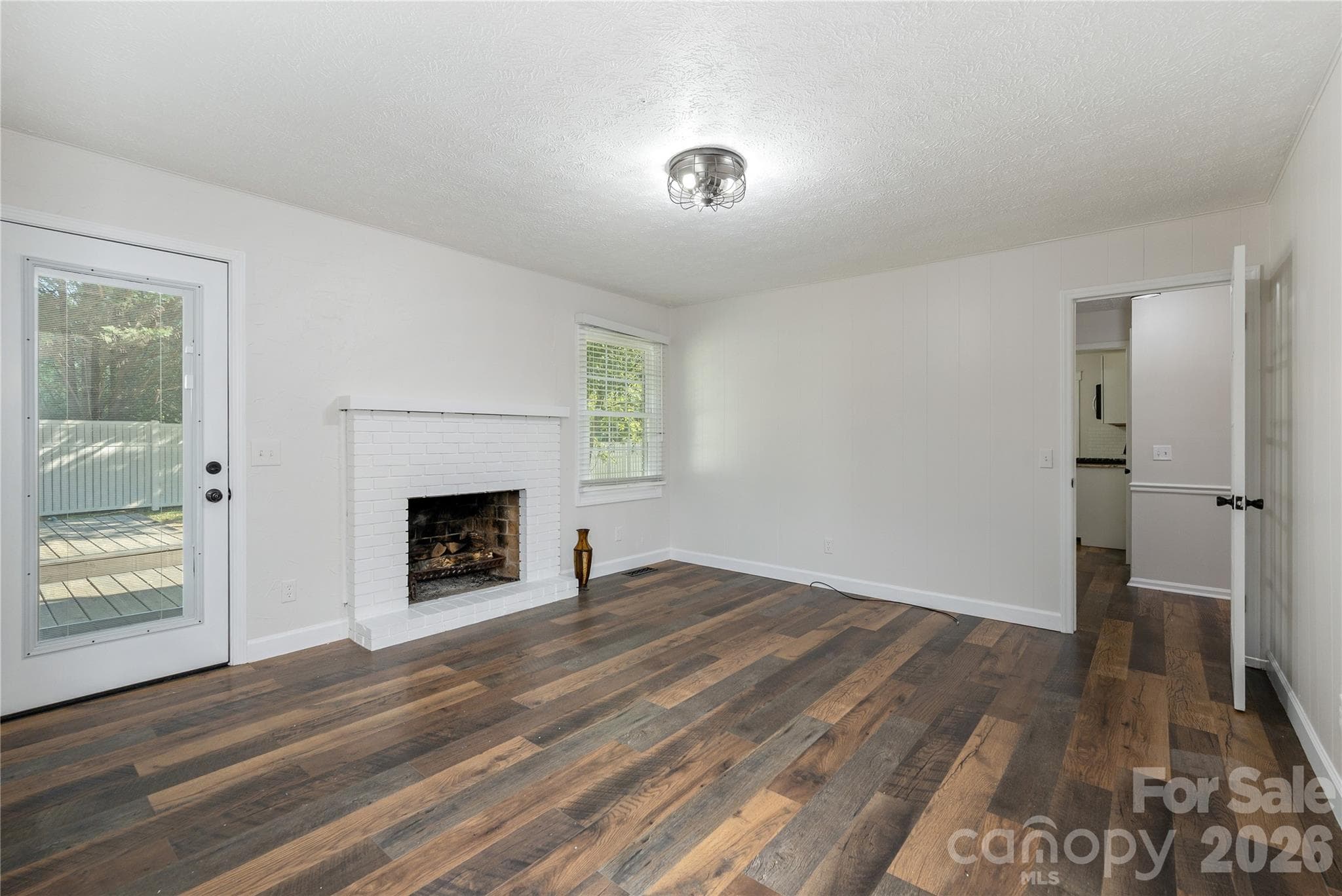 Single Family Residence at 1376 Glenheath Drive, Hendersonville, photo 20 of 30