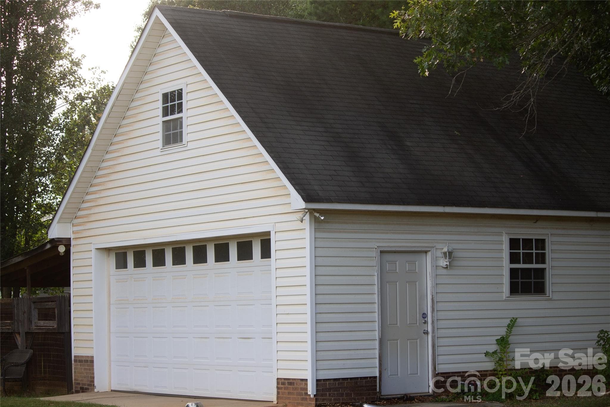Single Family Residence at 2889 Shiloh Unity Road, Lancaster, photo 32 of 35