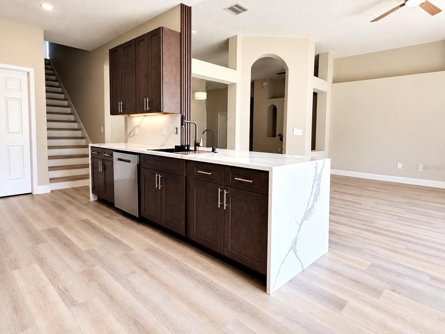 Single Family Residence at 27042 FIREBUSH DR, WESLEY CHAPEL, photo 9 of 45
