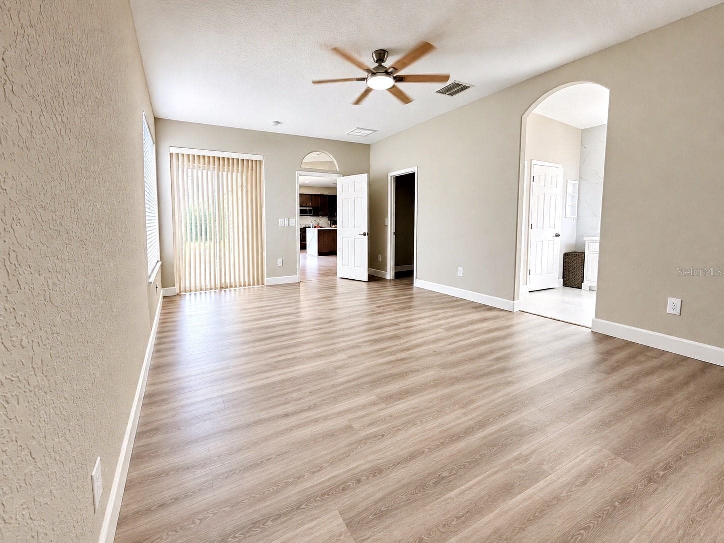 Single Family Residence at 27042 FIREBUSH DR, WESLEY CHAPEL, photo 11 of 45