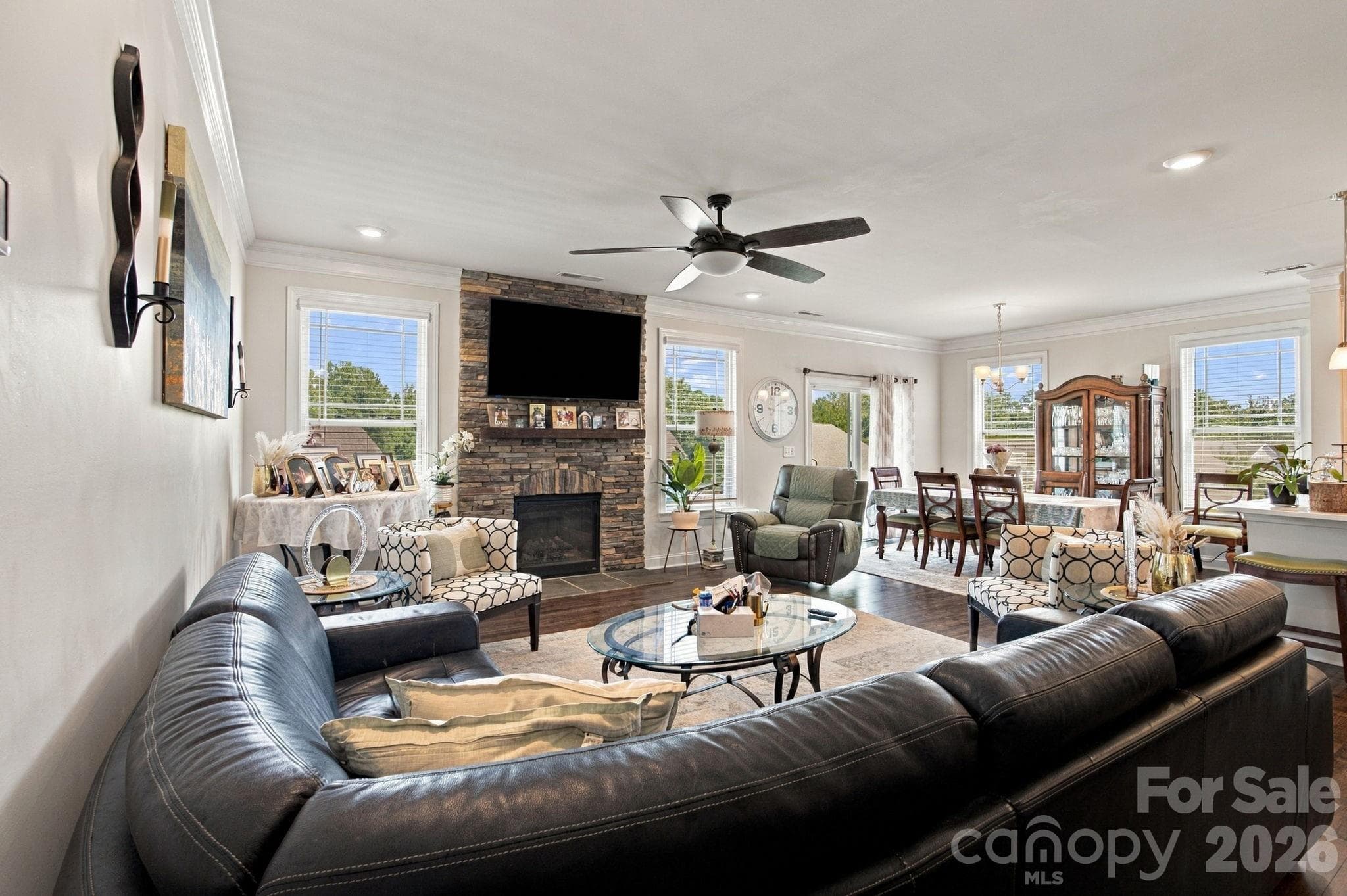 Single Family Residence at 180 Longleaf Drive, Mooresville, photo 17 of 64