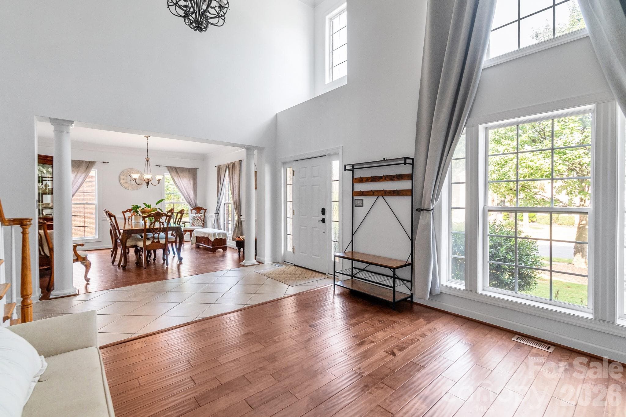 Single Family Residence at 402 Deercross Lane, Waxhaw, photo 5 of 32
