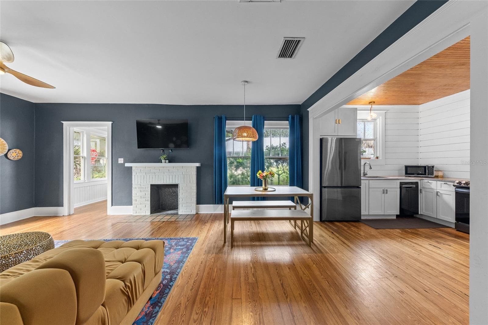 Open Living Space to Kitchen - 61 ABBOTT ST, ST AUGUSTINE
