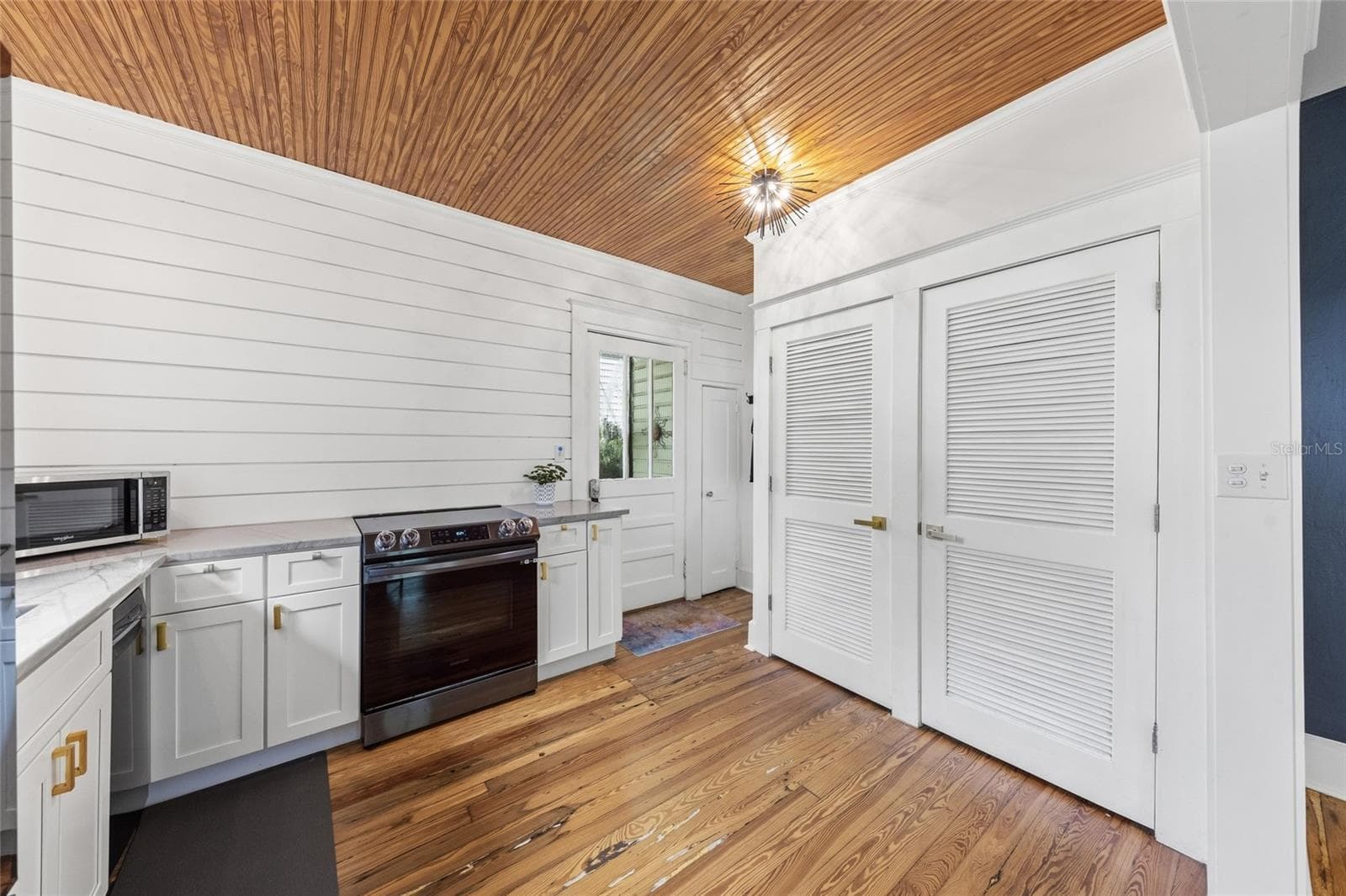Kitchen to Outside Courtyard - 61 ABBOTT ST, ST AUGUSTINE