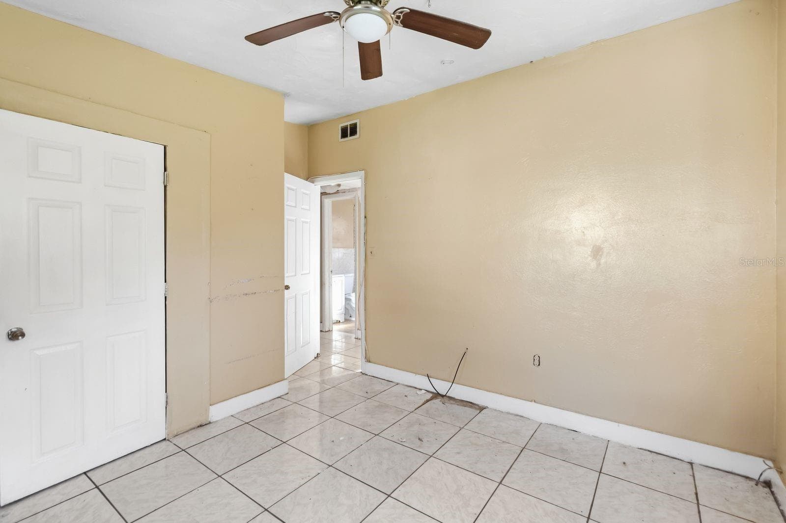 Single Family Residence at 4058 SHELLMAN ST, ORLANDO, photo 6 of 13