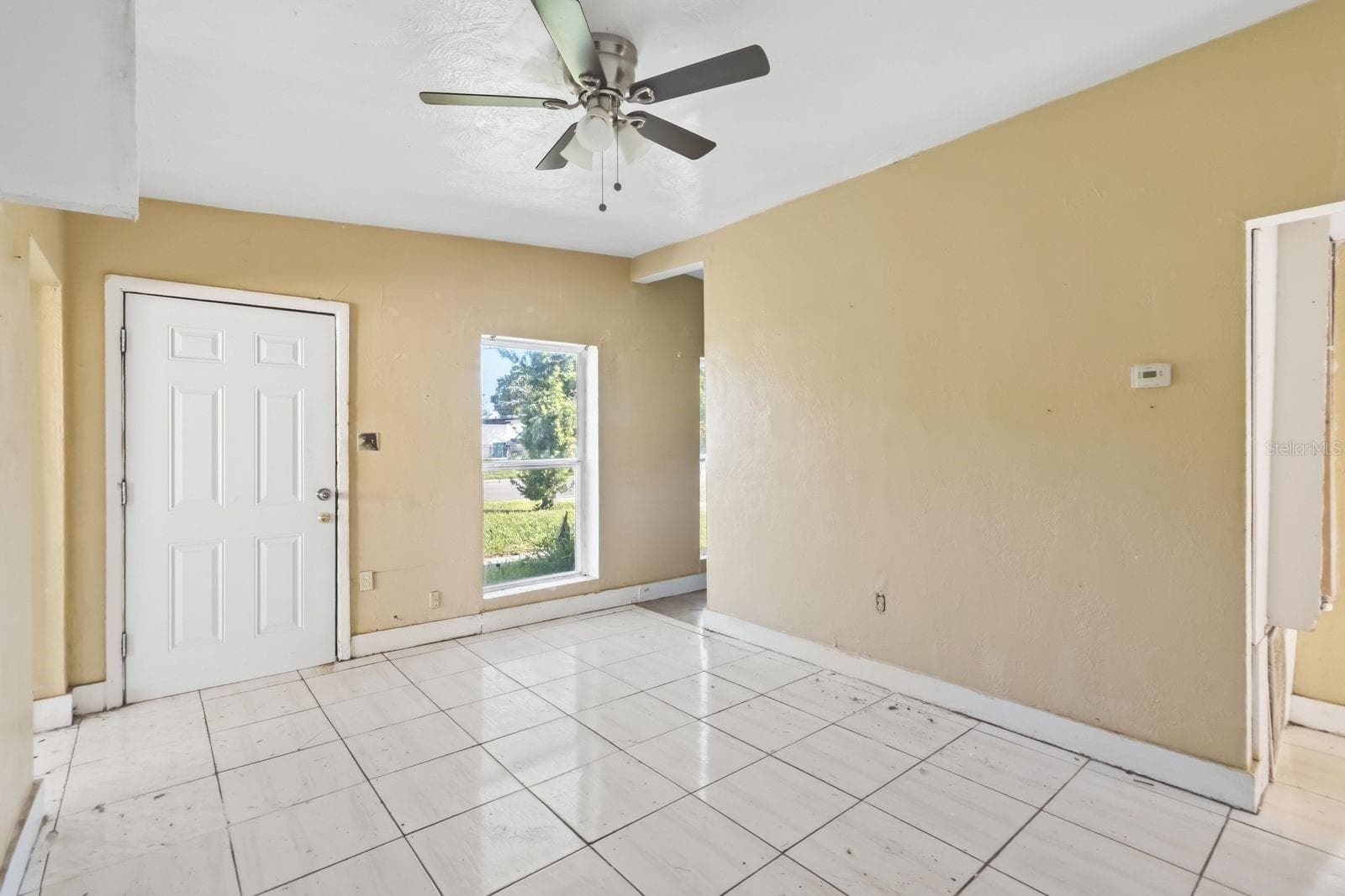 Single Family Residence at 4058 SHELLMAN ST, ORLANDO, photo 9 of 13