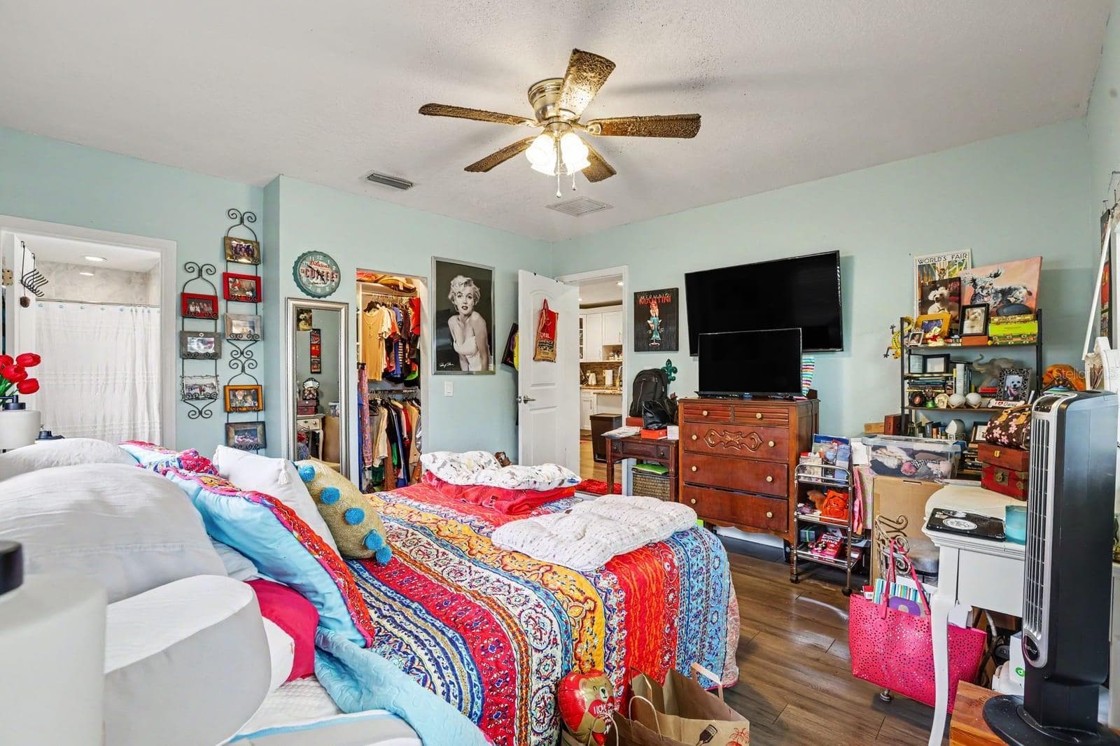 Single Family Residence at 2117 MARY SUE ST, LARGO, photo 12 of 30