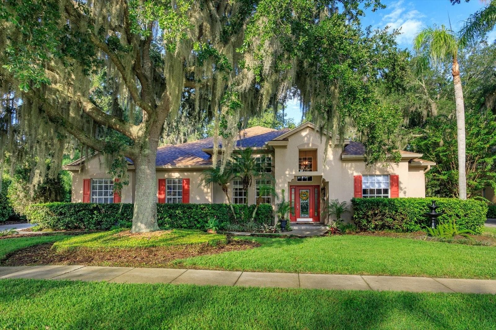 536 AVON GLADE PL