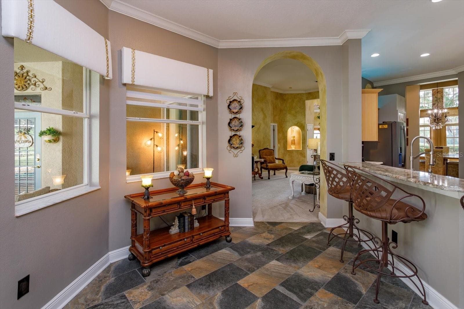 breakfast nook - 536 AVON GLADE PL, SANFORD
