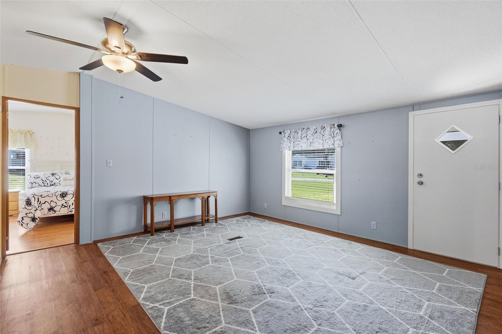 Manufactured Home at 13250 NE 16TH AVE, TRENTON, photo 5 of 43