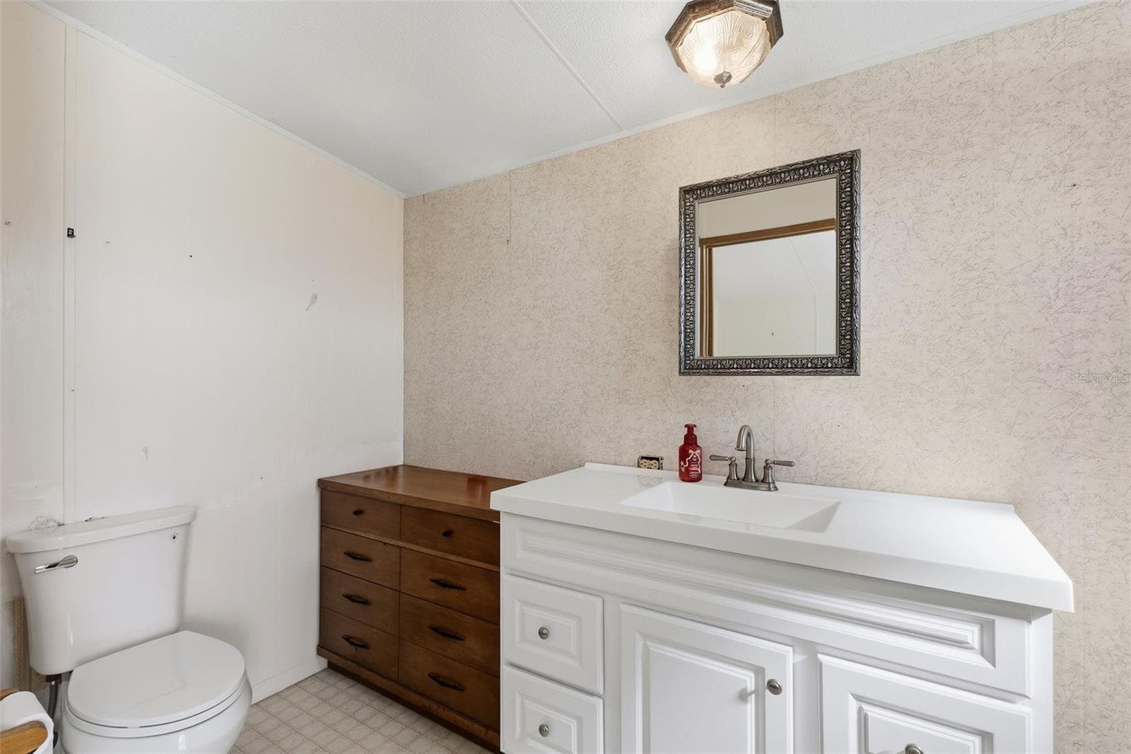 Manufactured Home at 13250 NE 16TH AVE, TRENTON, photo 14 of 43