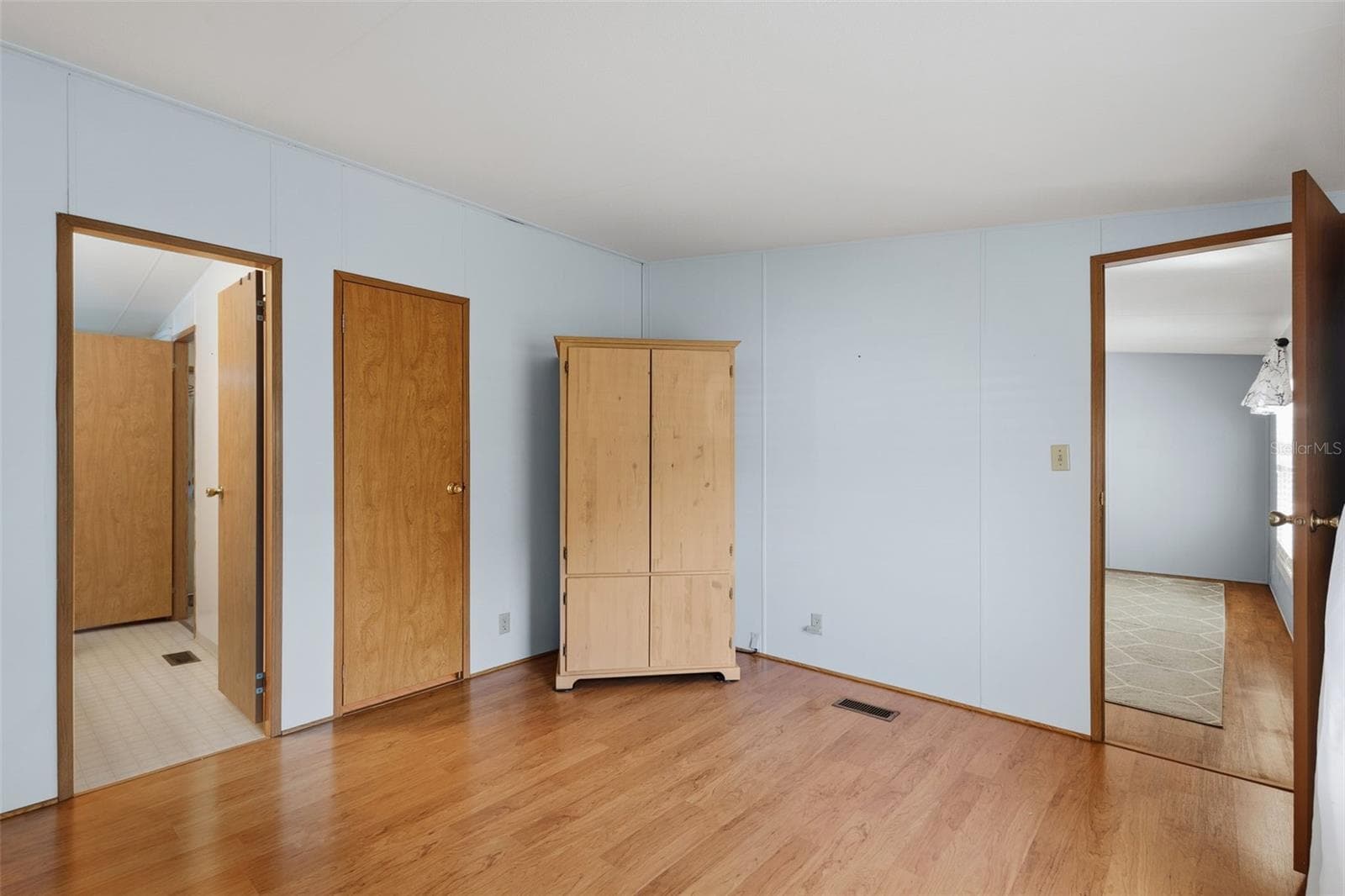 Manufactured Home at 13250 NE 16TH AVE, TRENTON, photo 17 of 43